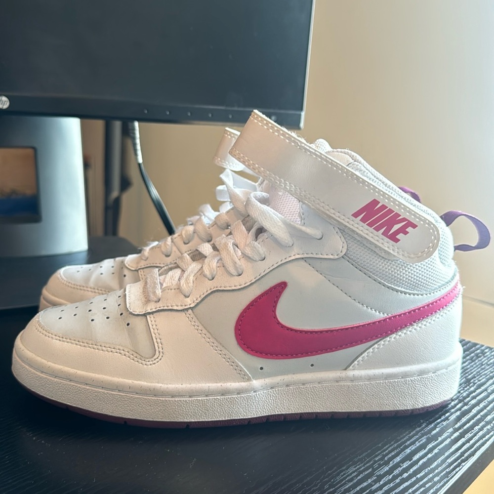 Nike Court Borough Mid 2